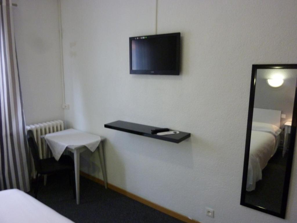 Hotel Les Glycines Prades  Δωμάτιο φωτογραφία
